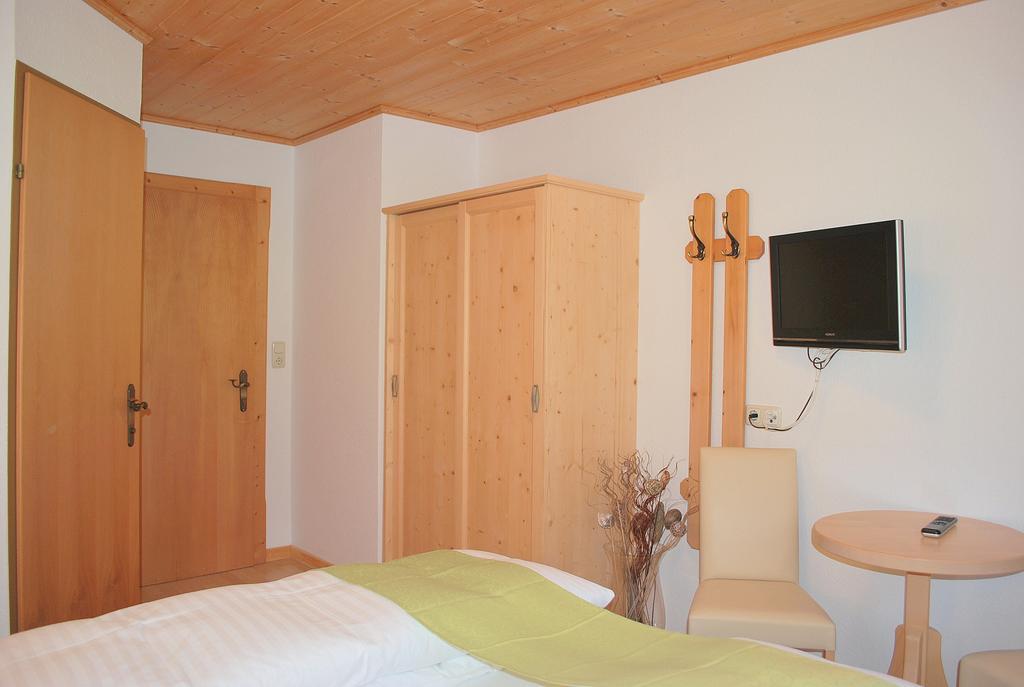 Berggasthof Baernstatt Scheffau am Wilden Kaiser Habitación foto